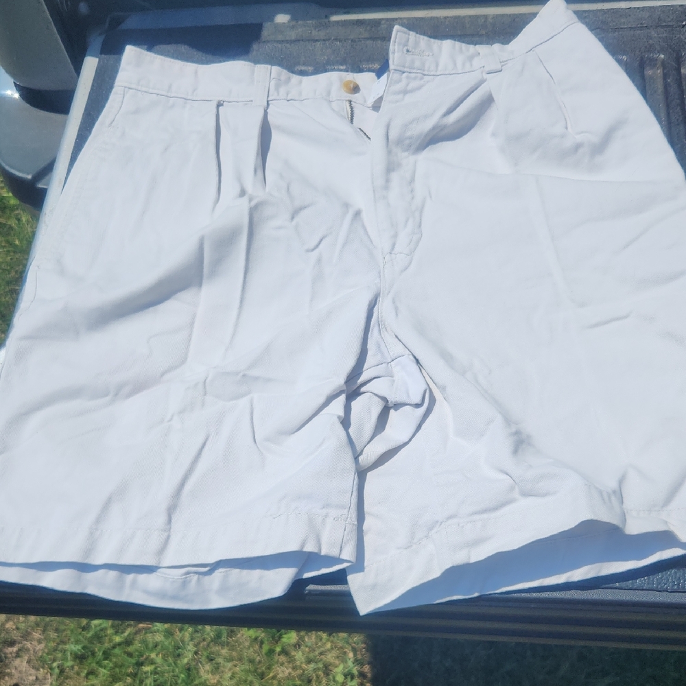 County Seat White Chinos Shorts Mens Size 34